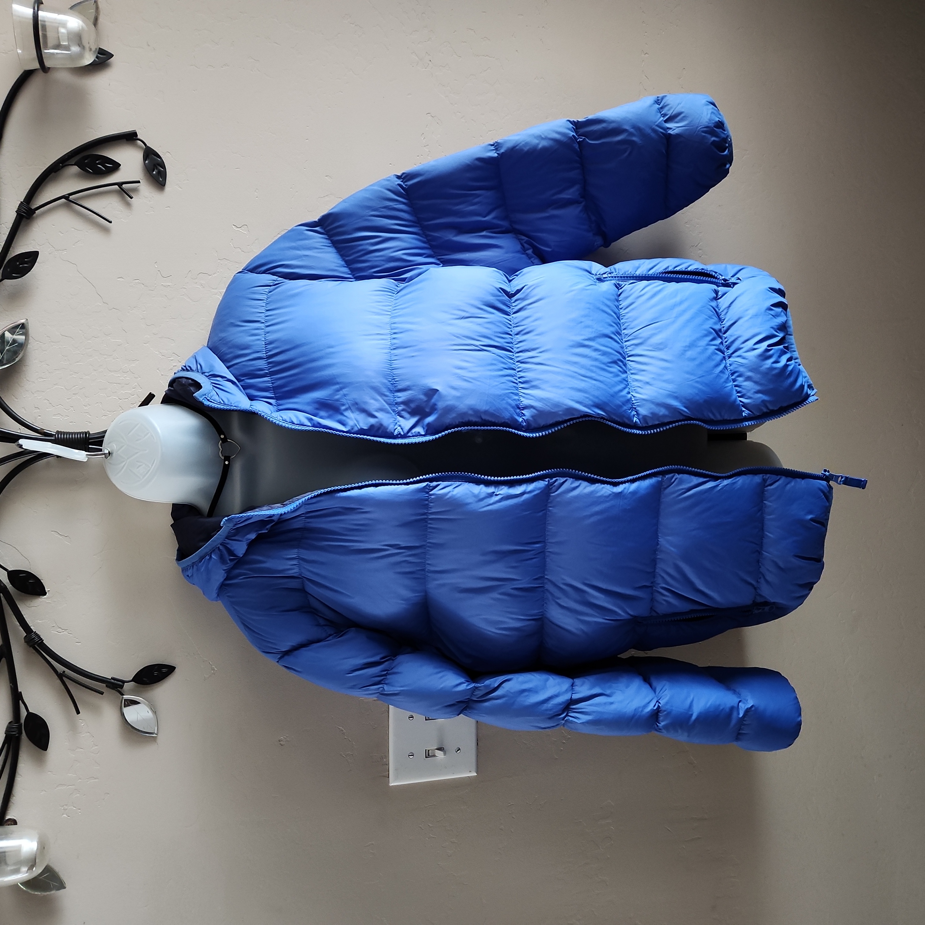 Triple Star Packable Down Jacket